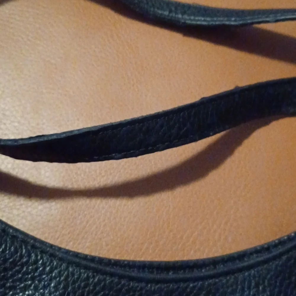 > Michael Kors Elegant Black Women's Bag Charm Tassel